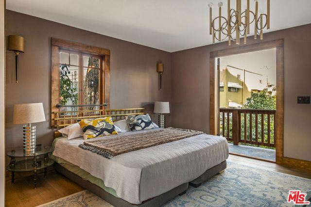 1718 S Hobart Boulevard, Los Angeles, CA 90006