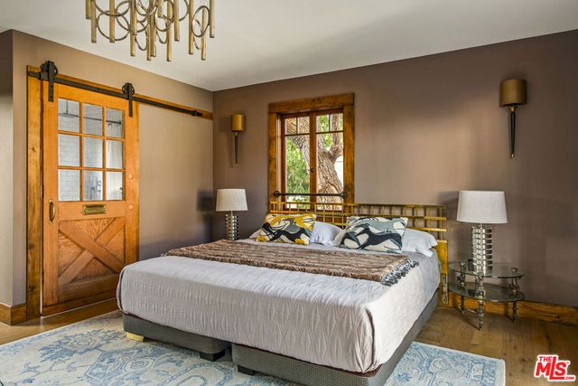 1718 S Hobart Boulevard, Los Angeles, CA 90006