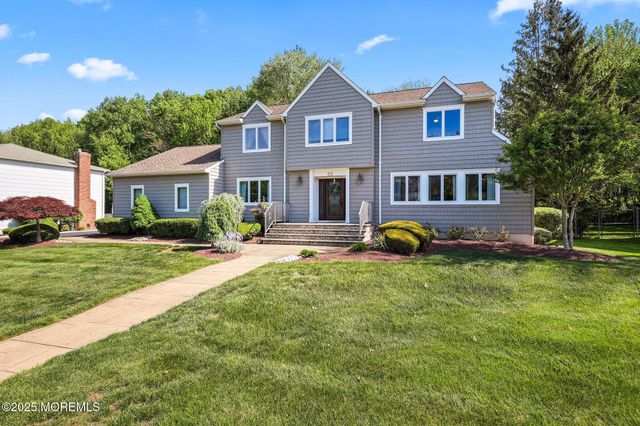 25 Westbrook Drive, Morganville, NJ 07751