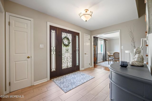 25 Westbrook Drive, Morganville, NJ 07751
