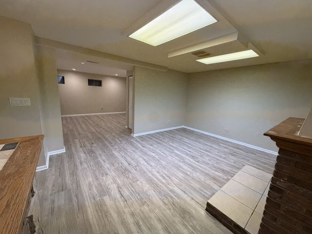 5583 CARMEL Drive, Hanover Park, IL 60133