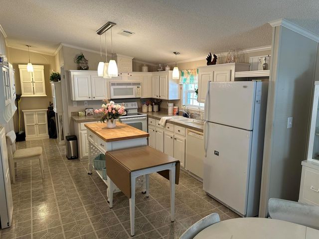 14567 Sunset Drive, Delray Beach, FL 33445