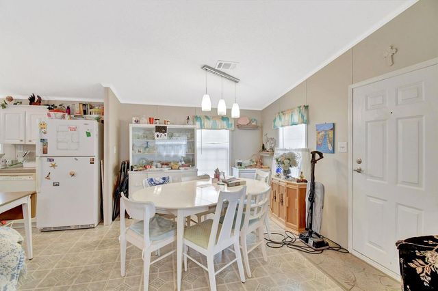 14567 Sunset Drive, Delray Beach, FL 33445