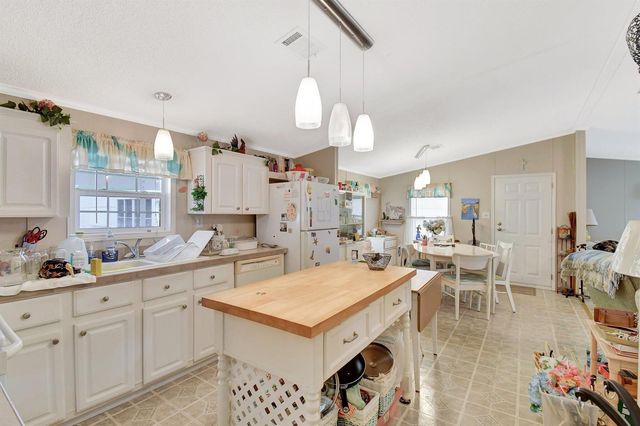 14567 Sunset Drive, Delray Beach, FL 33445