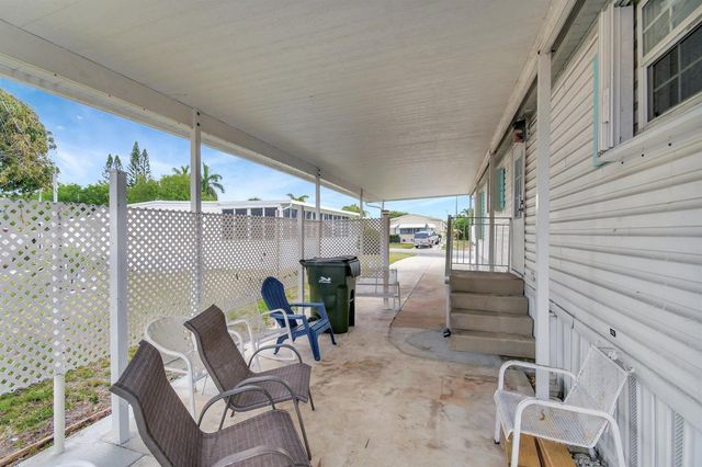 14567 Sunset Drive, Delray Beach, FL 33445