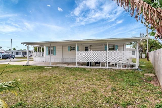 14567 Sunset Drive, Delray Beach, FL 33445