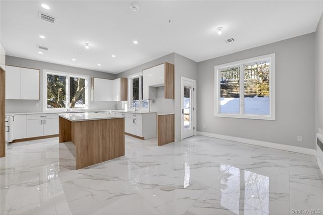 35 S Cole Avenue 202, Spring Valley, NY 10977