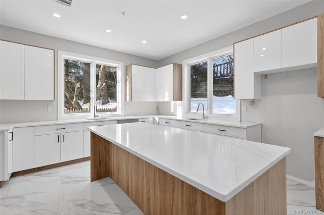 35 S Cole Avenue 202, Spring Valley, NY 10977