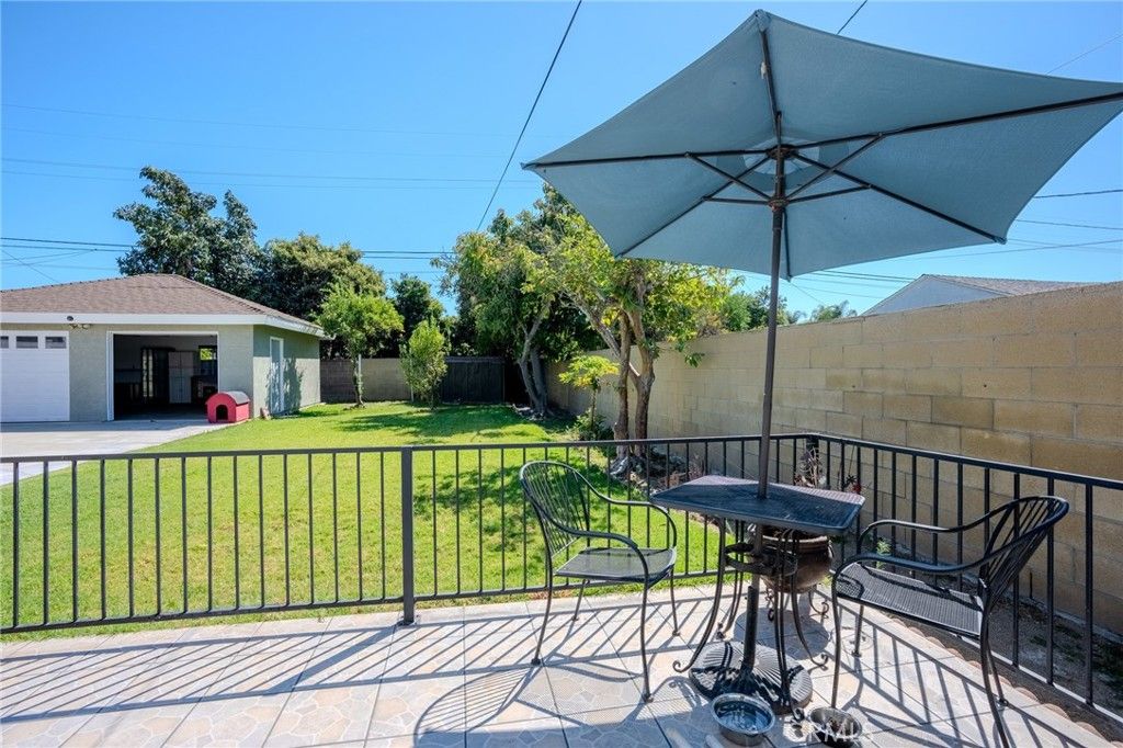 Image 34 of property listing at 7826 Arnett Street, Downey, CA 90241