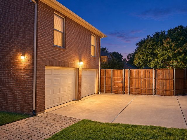 1109 Holly Drive, Carrollton, TX 75010