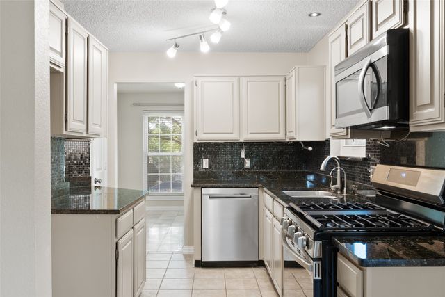 1109 Holly Drive, Carrollton, TX 75010