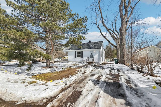 3333 Chippewa Road, Hopkins, MN 55305