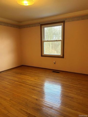 33538 Swan Drive, Sterling Heights, MI 48312