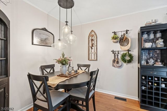 35 Liberty Ln, Franklin Boro, NJ 07416