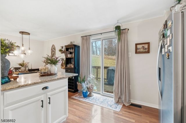 35 Liberty Ln, Franklin Boro, NJ 07416