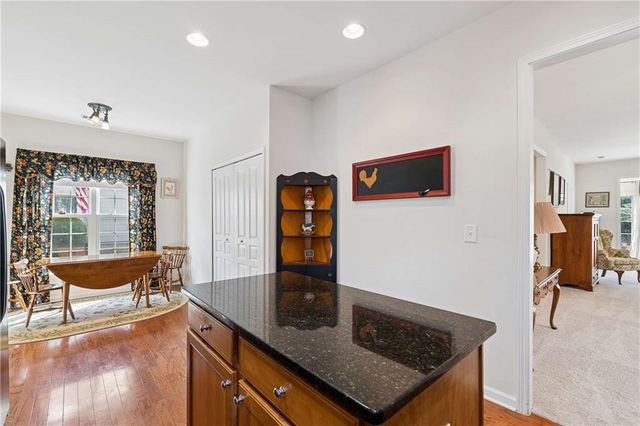 6233 Azalea Way, Hoschton, GA 30548