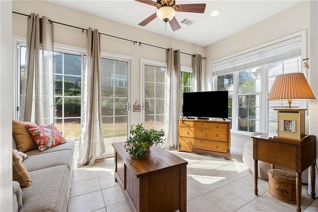 6233 Azalea Way, Hoschton, GA 30548