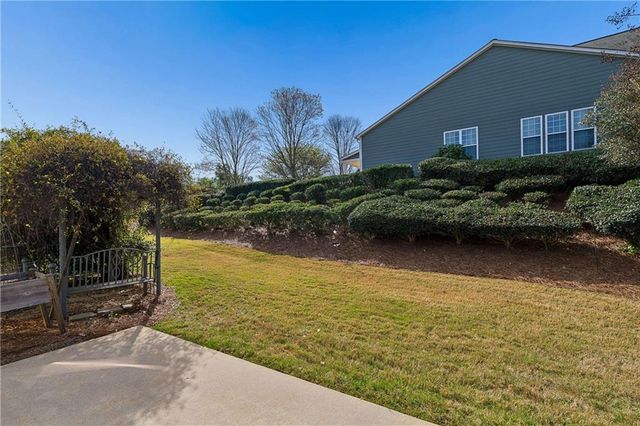 6233 Azalea Way, Hoschton, GA 30548