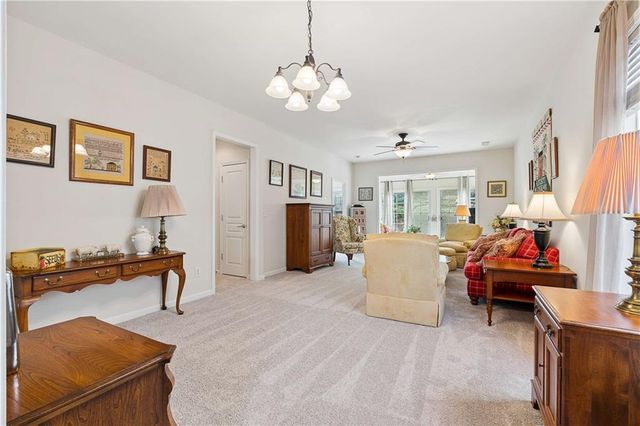 6233 Azalea Way, Hoschton, GA 30548