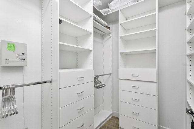 1233 CLAYS TRAIL, Oldsmar, FL 34677