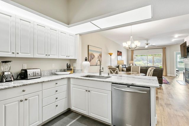 1233 CLAYS TRAIL, Oldsmar, FL 34677