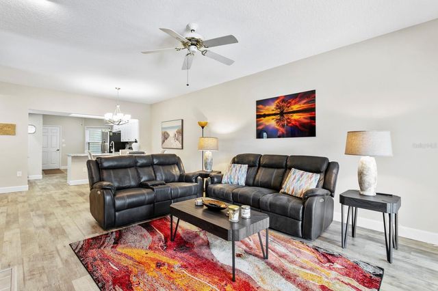 1233 CLAYS TRAIL, Oldsmar, FL 34677