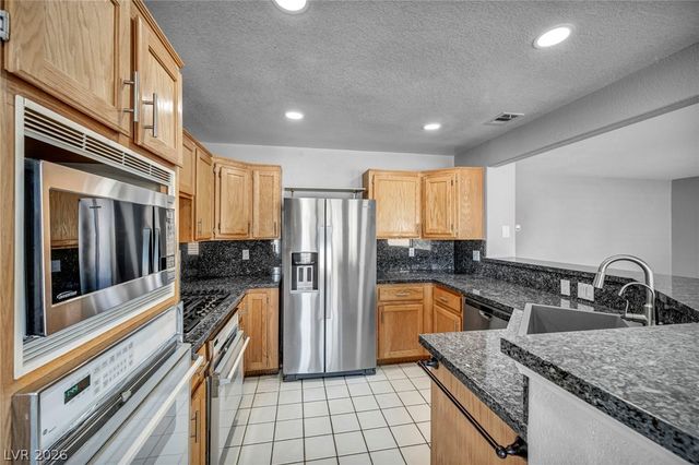 2016 Silverton Drive, Henderson, NV 89074