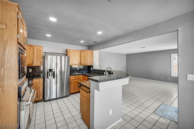 2016 Silverton Drive, Henderson, NV 89074