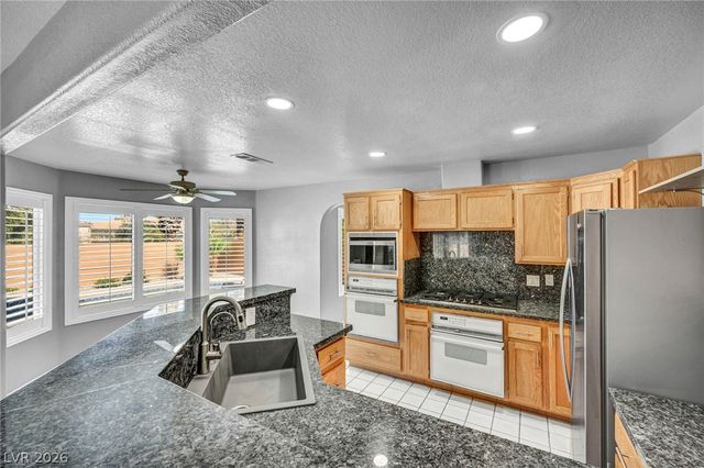 2016 Silverton Drive, Henderson, NV 89074