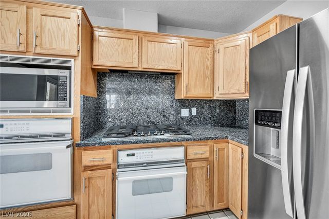 2016 Silverton Drive, Henderson, NV 89074