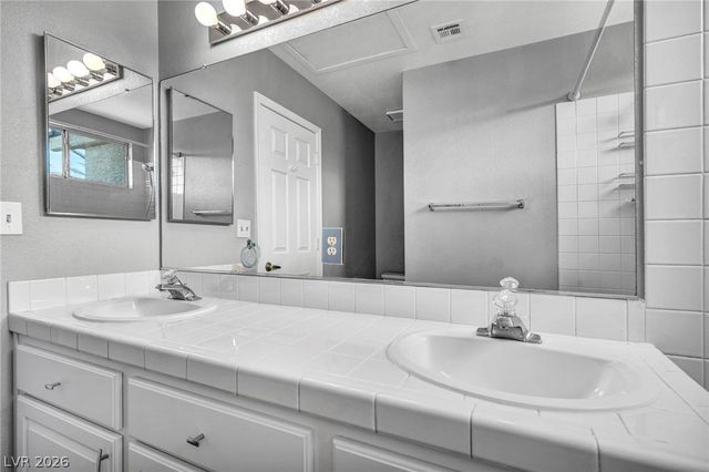 2016 Silverton Drive, Henderson, NV 89074