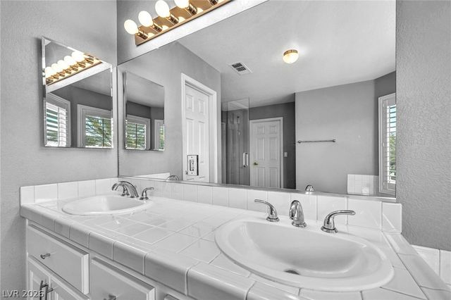 2016 Silverton Drive, Henderson, NV 89074