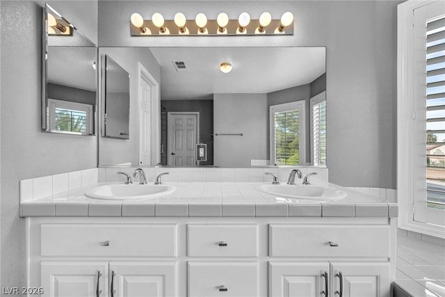 2016 Silverton Drive, Henderson, NV 89074