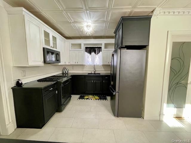 72-12 66th Road, Middle Village, NY 11379