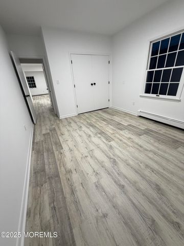 14 W 3rd Street, Keyport, NJ 07735