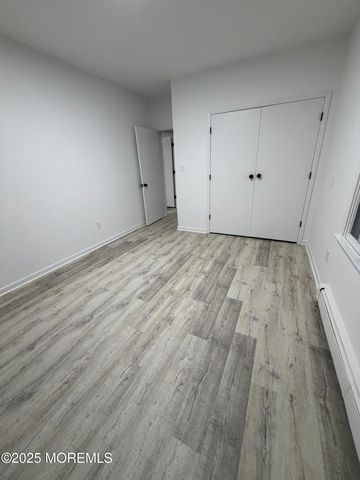 14 W 3rd Street, Keyport, NJ 07735