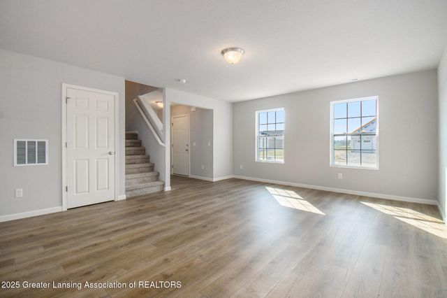 601 Muirfield Drive, Eaton Rapids, MI 48827