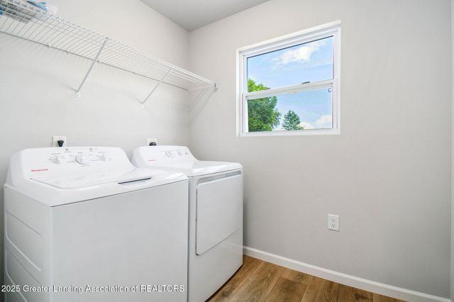 601 Muirfield Drive, Eaton Rapids, MI 48827