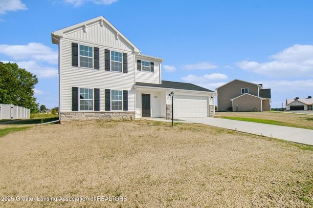 601 Muirfield Drive, Eaton Rapids, MI 48827