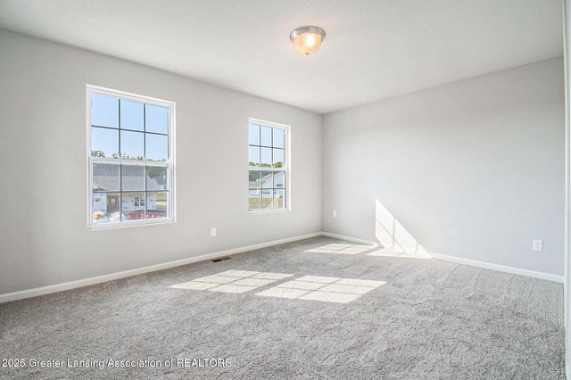 601 Muirfield Drive, Eaton Rapids, MI 48827