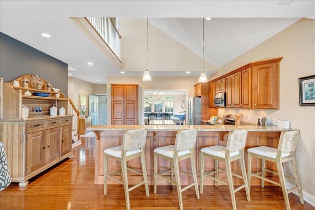 25 Lands End CIR, Union Hall, VA 24176