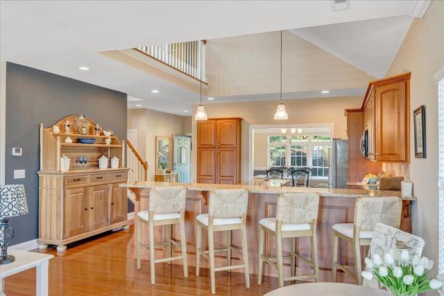 25 Lands End CIR, Union Hall, VA 24176