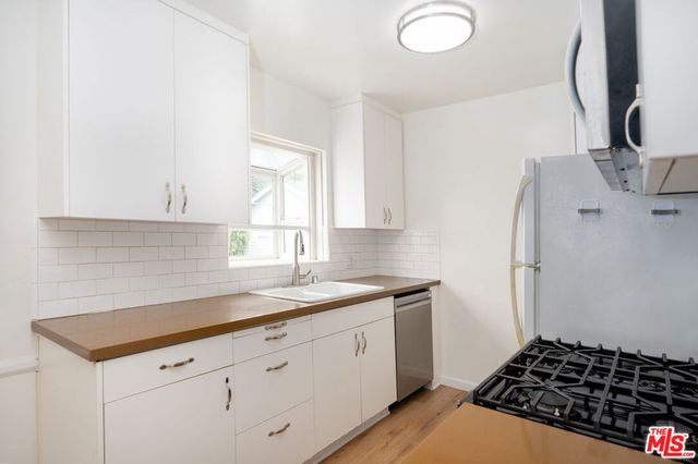 1937 S Shenandoah Street 10, Los Angeles, CA 90034