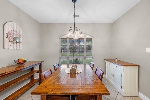 2418 Hollywood Avenue, Liberty, TX 77575