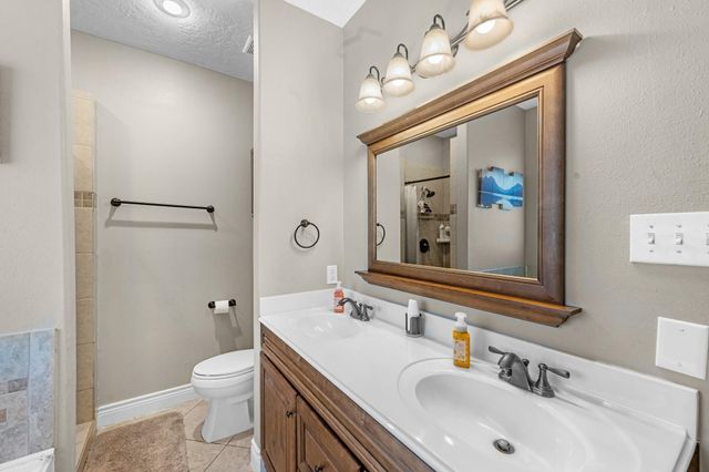 2418 Hollywood Avenue, Liberty, TX 77575