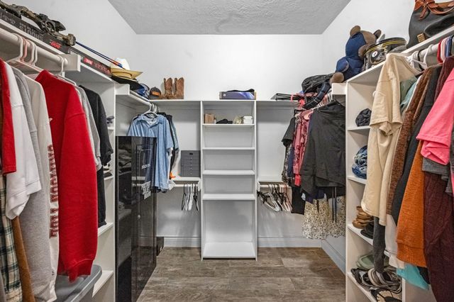 2418 Hollywood Avenue, Liberty, TX 77575