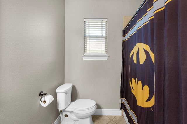 2418 Hollywood Avenue, Liberty, TX 77575