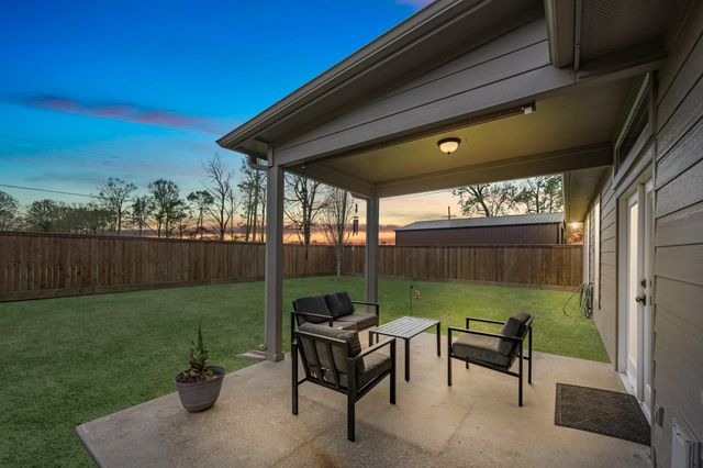 2418 Hollywood Avenue, Liberty, TX 77575