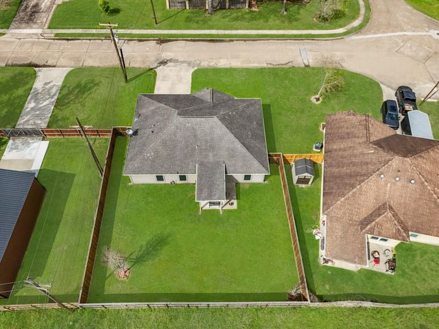 2418 Hollywood Avenue, Liberty, TX 77575