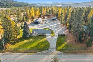 30 Tweedie Rd, Blanchard, ID 83804